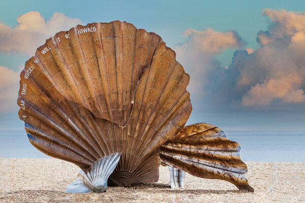 Iconic Scallop Sculpture on Aldeburgh Beach Picture Board by Kevin Snelling
