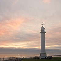 Buy canvas prints of The White Lighthouse, Cliffe Park, Seaburn, Tyne a by Rob Cole