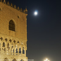 Buy canvas prints of Venice, Italy night view of illuminated Doge’s Palace. by Theocharis Charitonidis
