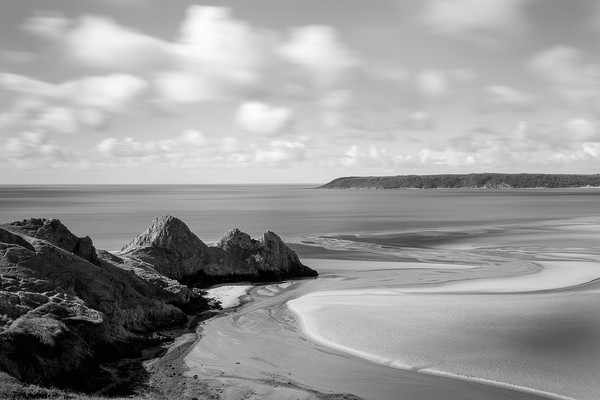 Three cliffs bay. Canvas Print by Bryn Morgan