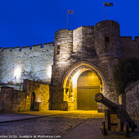 Buy canvas prints of Lincoln Castle in Lincoln by Chris Dorney