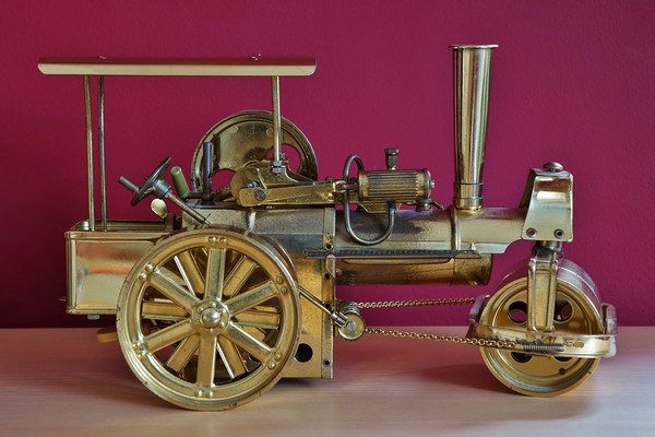 Model Steam-Roller                                Picture Board by John Iddles