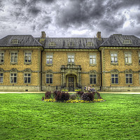 Buy canvas prints of Tredegar House by Gareth Willey