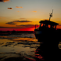 Buy canvas prints of Southend Sunset 6 by Phil Wingfield