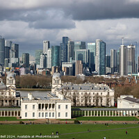 Buy canvas prints of Queen's House Docklands skyline by Andrew Bell