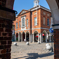 Buy canvas prints of The Guild Hall taken from the Corn Market, High Wycombe by Kevin Hellon