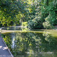 Buy canvas prints of The Dam in The Rai park, High Wycombe by Kevin Hellon