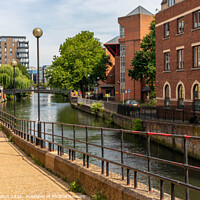 Buy canvas prints of The Kennet and Avon canal, Reading by Kevin Hellon