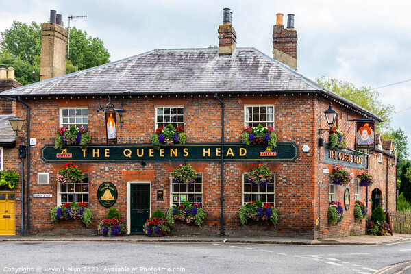 The Queen's Head, Chesham Picture Board by Kevin Hellon