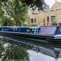 Buy canvas prints of Narrowboat leaving Uxbridge Lock  by Kevin Hellon