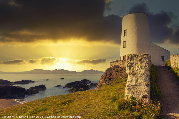 Tyr Mawr lighthouse at sunse Picture Board by Kevin Hellon