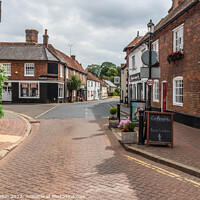 Buy canvas prints of HIgh Street, Great Missenden, by Kevin Hellon