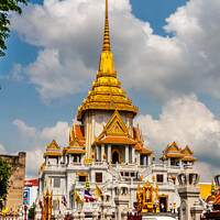 Buy canvas prints of Wat Traimit, Bangkok, Thailand by Kevin Hellon