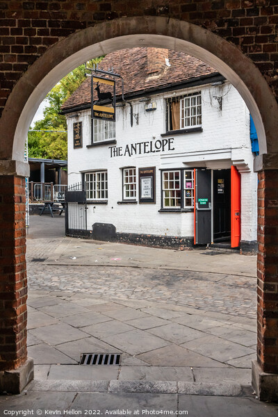 The Antelope Inn, High Wycombe, Buckinghamshire, England Picture Board by Kevin Hellon
