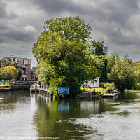 Buy canvas prints of Entrance to Blake's Lock, River Kennet, by Kevin Hellon