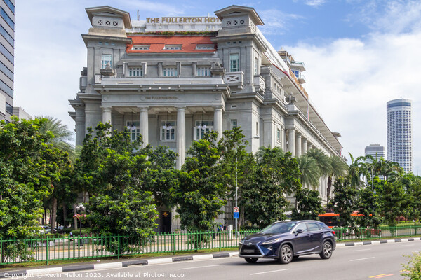 Car driving past the Fullerton Hotel  Picture Board by Kevin Hellon