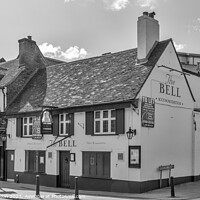 Buy canvas prints of The Bell public house and hotel, Frogmoor, High Wycombe.  by Kevin Hellon