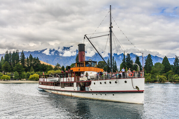 The steamship Earnslaw on Lake Wakatipu.  Picture Board by Kevin Hellon