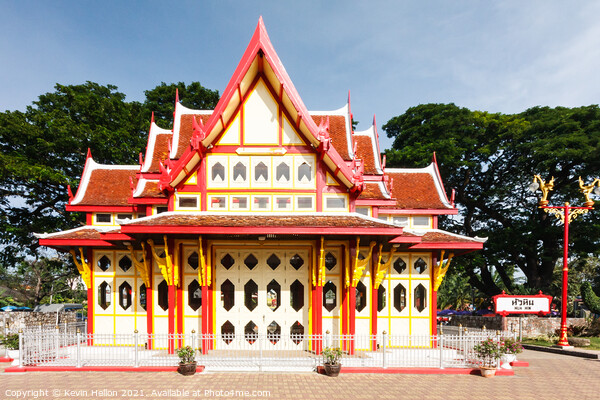 The Royal Pavilion at Hua Hin Station Picture Board by Kevin Hellon
