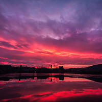 Buy canvas prints of Sunrise over Kynren by Darren Lowe