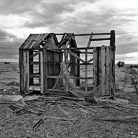 Buy canvas prints of Derelict Fishing Hut at Dungeness by Lee Sulsh
