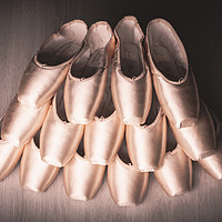 Buy canvas prints of Pointe Shoes by Simon Wilkinson