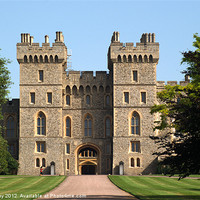 Buy canvas prints of Windsor Castle by Chris Day
