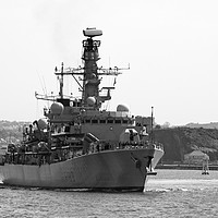Buy canvas prints of HMS St Albans by Chris Day