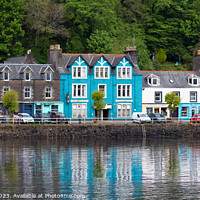 Buy canvas prints of Vibrant Tobermory Harbour by Hazel Wright