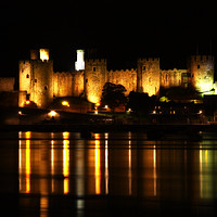 Buy canvas prints of Conwy Castle Reflections by Trudi Simmonds