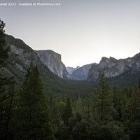 Buy canvas prints of Tunnel View, Yosemite  by Derek Daniel