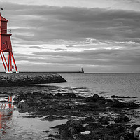 Buy canvas prints of South shields Groyne lighthouse by david siggens