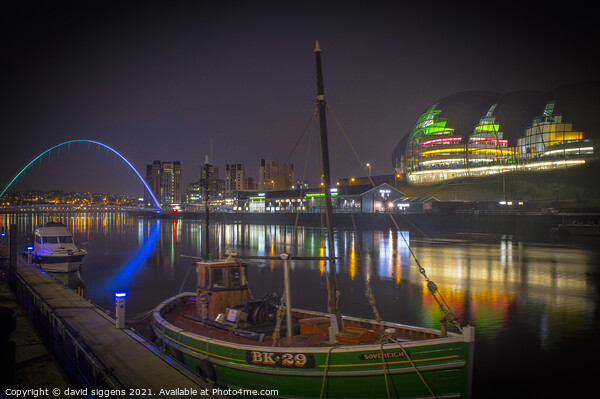 Gateshead at night.  Picture Board by david siggens