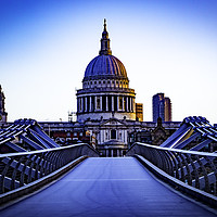 Buy canvas prints of Dawn in London by Andrew Sharpe