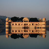 Buy canvas prints of Jal mahal by Franck Metois