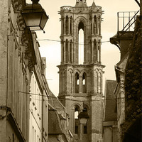 Buy canvas prints of Laon Cathedral, France by Linda More