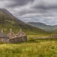 Buy canvas prints of Tigh-na-sleubhaich, on the West Highland Way by Douglas Milne