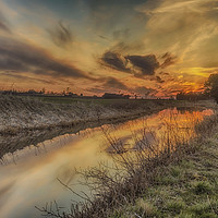 Buy canvas prints of Sunset at the Union Canal by Douglas Milne
