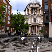 Buy canvas prints of St.Pauls in London by Clive Wells