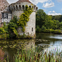 Buy canvas prints of Round tower of Scotney Castle, by Clive Wells