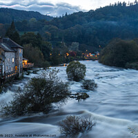 Buy canvas prints of An evening view of  Llangollen by Clive Wells