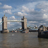 Buy canvas prints of Majestic Tower Bridge in London by Simon Hill