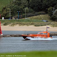 Buy canvas prints of Pilot Boat On The Tyne by Kevin Maughan