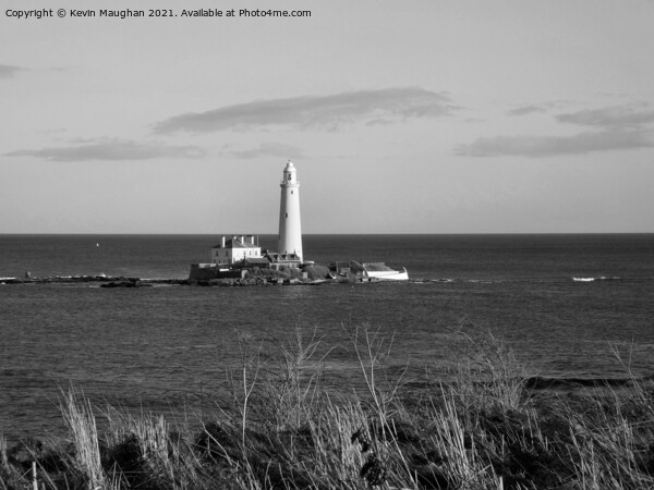 St Marys Lighthouse (Monochrome Image) Picture Board by Kevin Maughan