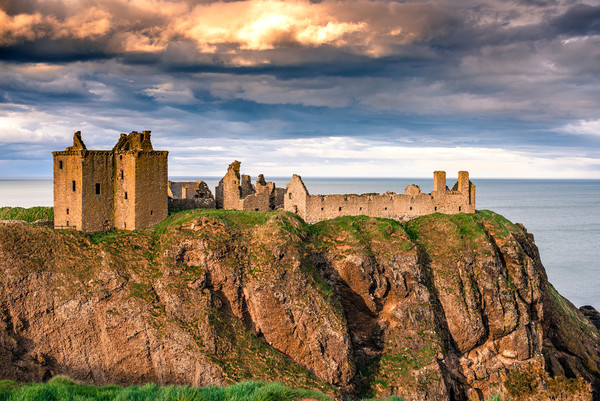 Dunnottar Castle Picture Board by Duncan Loraine