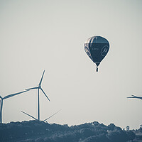 Buy canvas prints of Hot air balloon by Duncan Loraine