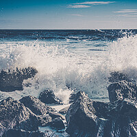 Buy canvas prints of Crashing Waves by Duncan Loraine
