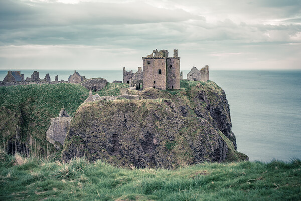 Dunnottar Castle Picture Board by Duncan Loraine