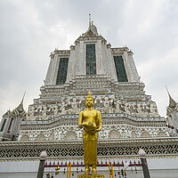 Buy canvas prints of Wat Arun temple in Bangkok  by Sergio Delle Vedove