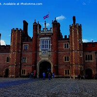 Buy canvas prints of Hampton Court Palace by Rachael Smith